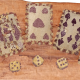 Spielkarten mit Würfel